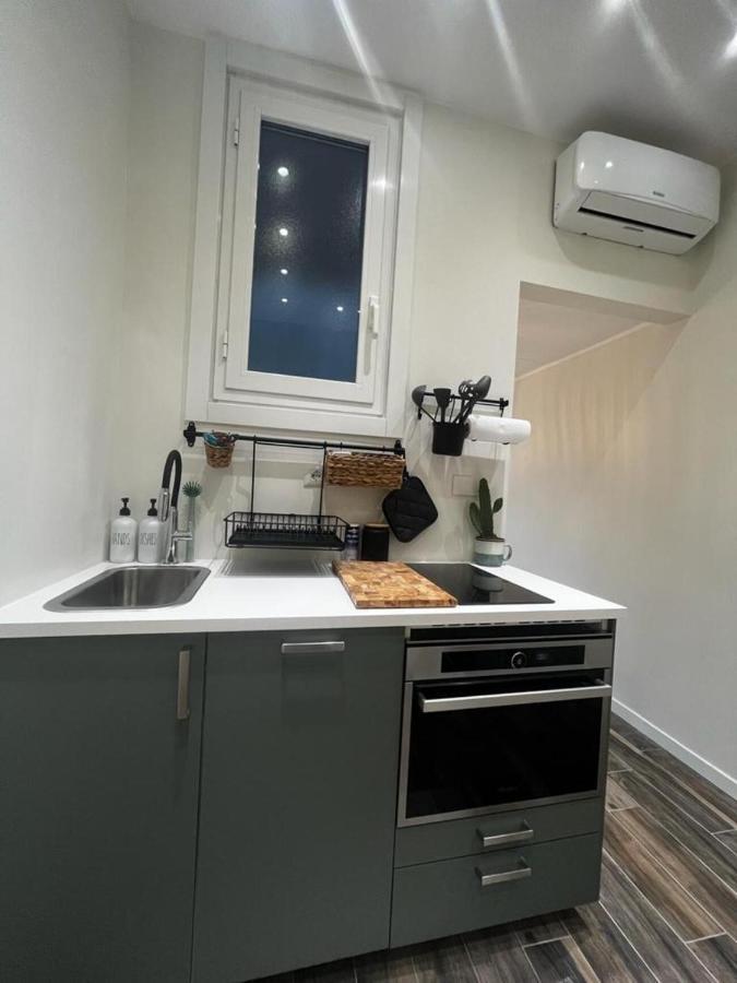 White Cactus House Apartment Milan Bagian luar foto